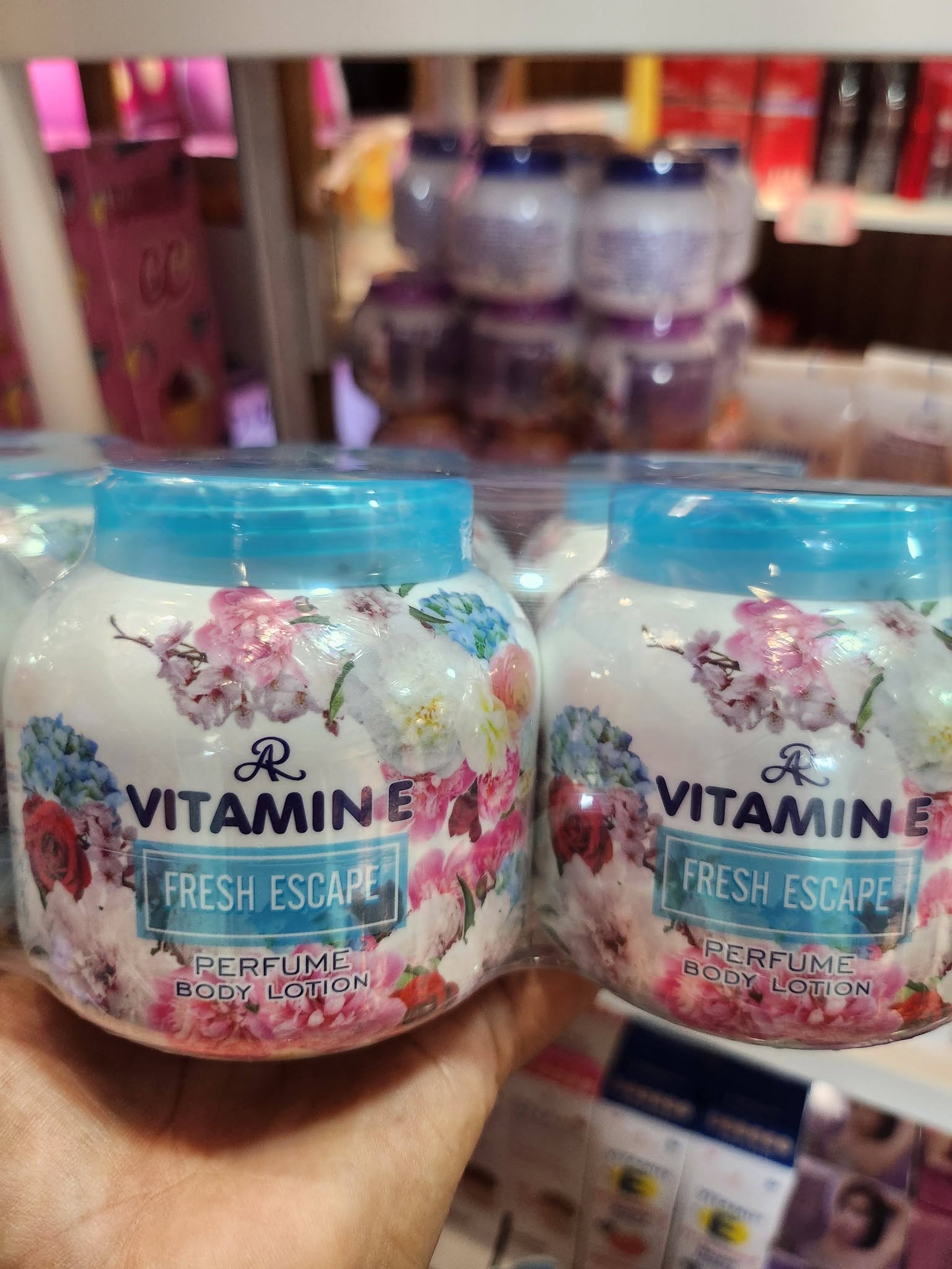 AR VITAMIN E PERFUME BODY LOTION FRESH ESCAPE