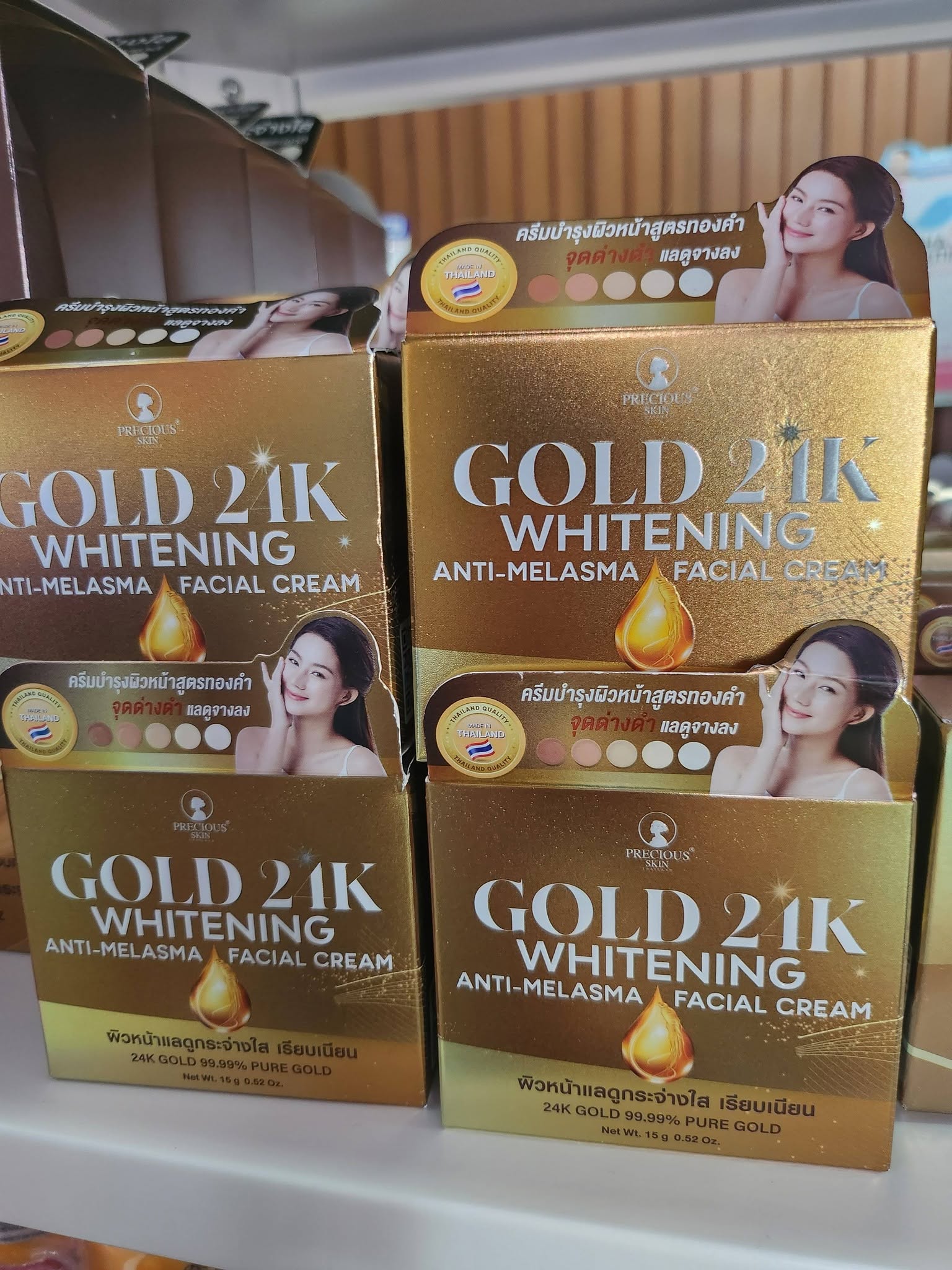 PRECIOUS SKIN GOLD 24K WHITENING ANTI-MELASMA FACIAL CREAM